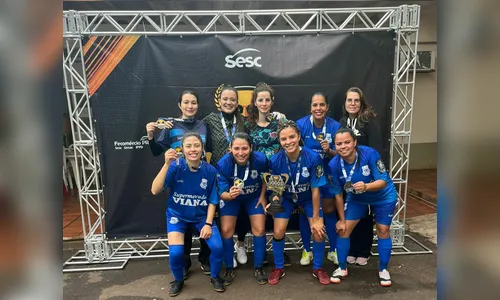 Time de futsal feminino de Apucarana ganha título no Jocom em Toledo