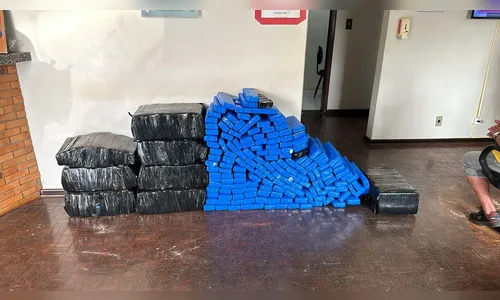 PRF apreende quase 320 kg de maconha na BR-369 na região de Arapongas