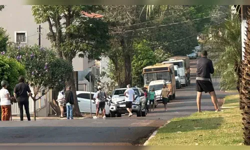 Motorista causa acidente e abandona caminhonete em Borrazópolis