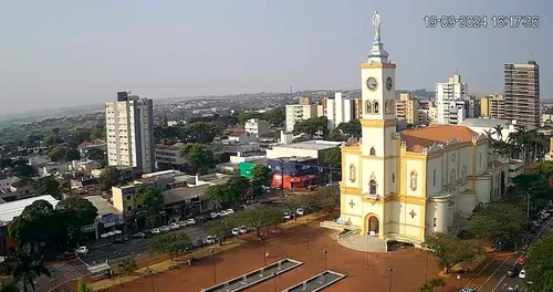 O tempo tornou a ficar estável, favorecendo a volta das nuvens de fumaça