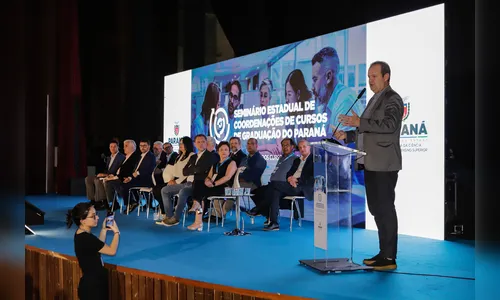 PR viabiliza qualificação em IA para alunos de universidades estaduais