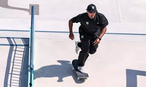 Kelvin Hoefler se garante nas semifinais do Mundial de Skate Street