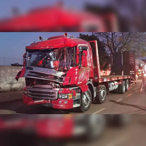 Colisão entre caminhões em Ivaiporã deixa uma pessoa ferida