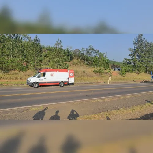 Veículo capota entre Mauá da Serra e Faxinal; helicóptero foi acionado