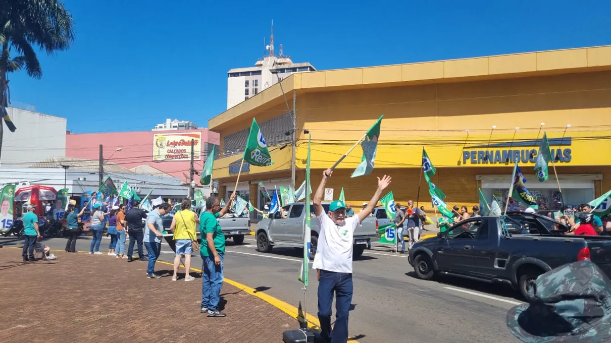 Movimento é grande no centro de Apucarana