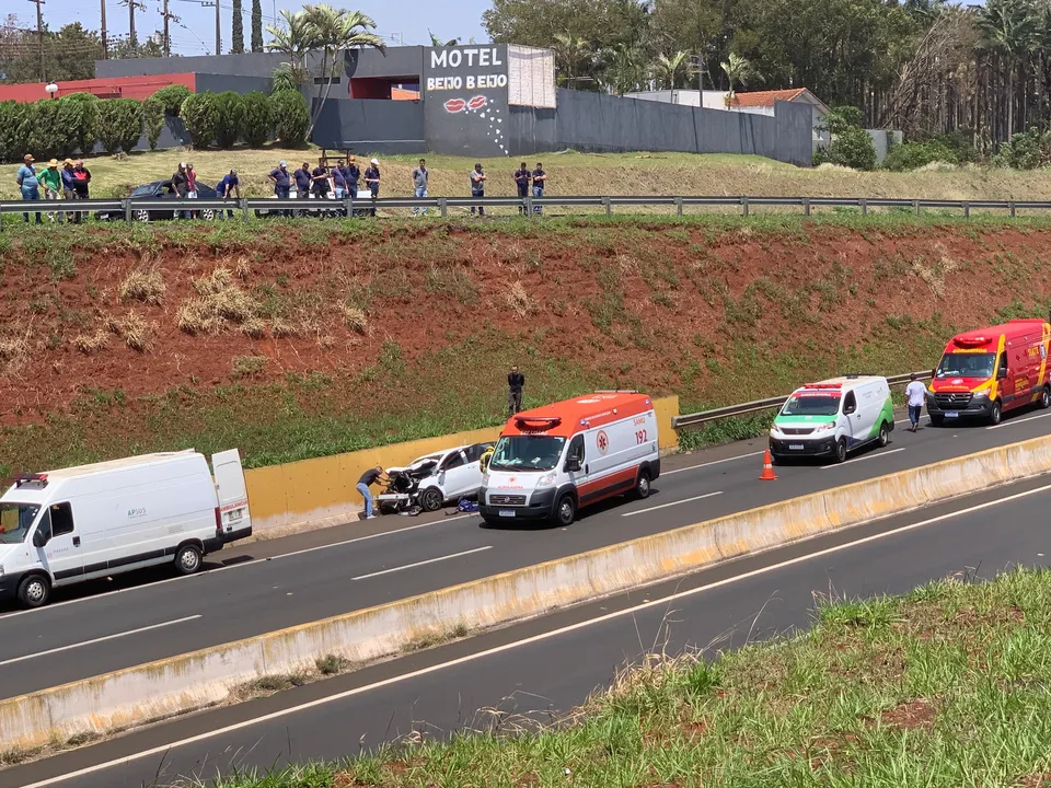 Equipes do Samu e do Siate foram acionadas para prestar socorro