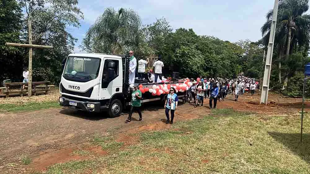 Ivaiporã celebra a fé na Caminhada de Jesus das Santas Chagas