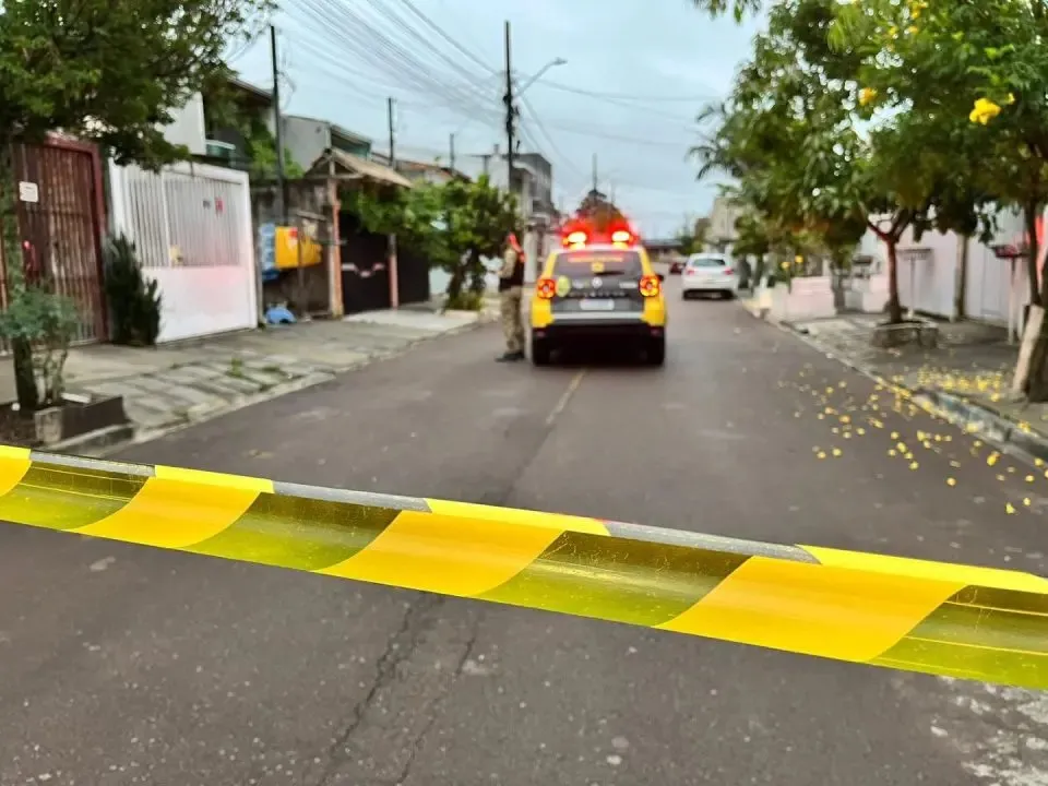 O socorro foi acionado, mas nada conseguiu fazer porque a mulher já estava morta