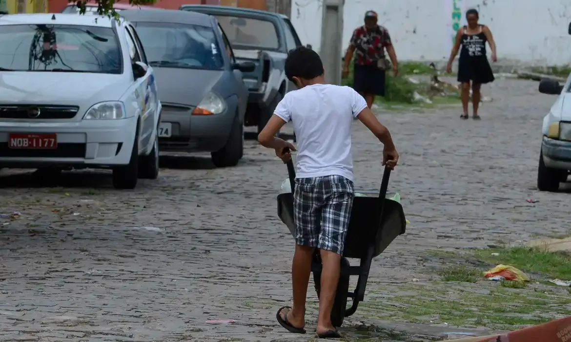 Trabalho infantil caiu