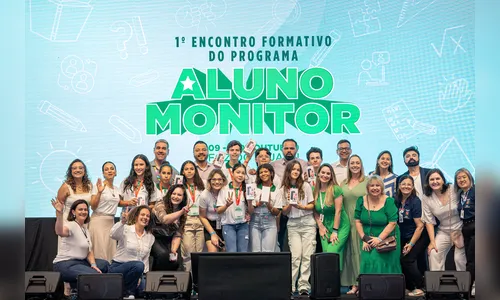 Celulares e protagonismo marcam abertura de evento em Foz do Iguaçu