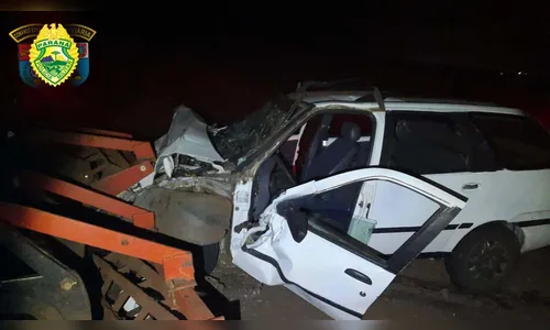 Colisão entre trator agrícola e carro deixa um ferido grave na PR-442