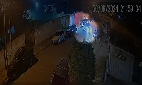 Vizinho joga carro em direção à mulher umbandista no Paraná