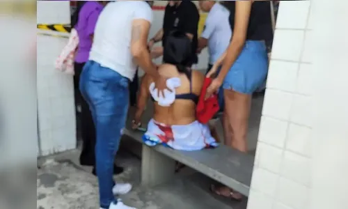 Mulher é esfaqueada pelo ex dentro de local de votação