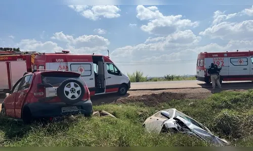 Grave acidente na BR-369 deixa mulher e crianças feridas