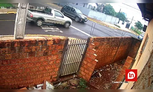 Vídeo mostra flagrante de acidente na Vila Reis em Apucarana; veja