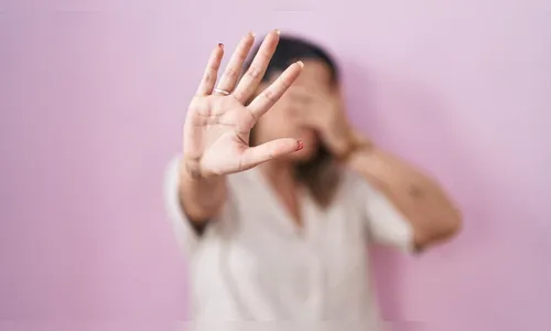 Homem é detido por descumprir medida protetiva e agredir ex