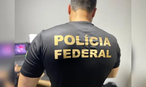 PF prende em flagrante homem com imagens de pedofilia no PR