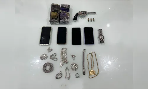 Quatro ladrões são presos após roubo armado em Arapongas