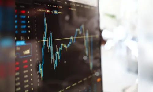 Queda das commodities e de NY impacta Ibovespa, a 124 mil pontos