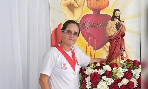 Paróquia corrige informação e diz que ministra segue em estado grave