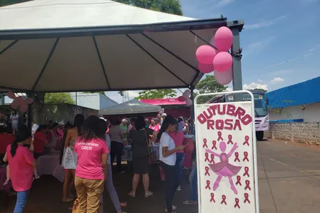 Campanha Paraná Rosa alerta sobre a importância da prevenção contra o câncer