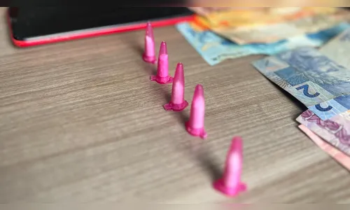 PM prende dois suspeitos por tráfico de drogas em Sabáudia