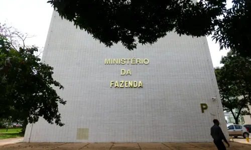 Fazenda assina acordos de cooperação