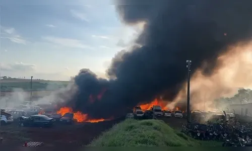 Cerca de 70 veículos foram atingidos por incêndio, diz PM de Apucarana