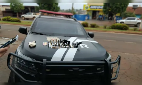 Polícia Civil cumpre mandados e apreende armas em São Pedro do Ivaí
