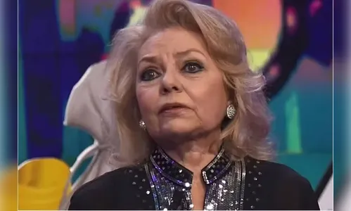 Apresentadora morre dias após cair e aguardar socorro por 18 horas