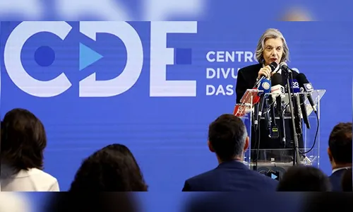 Cármen Lúcia diz que eleição 