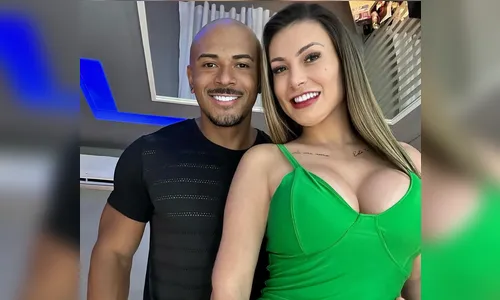 Na madrugada desta segunda-feira (21/10), ela usou os stories do Instagram para contar sobre o rompimento com Lucas Ferraz