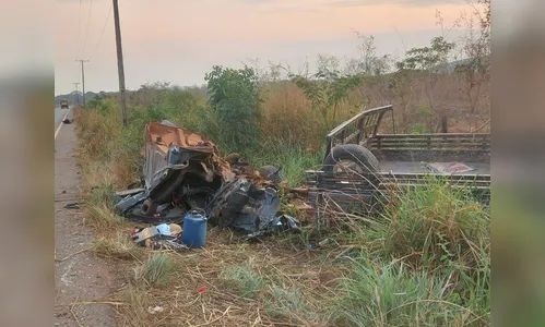 Motorista morre em acidente, e irmão mata sobreviventes a tiros
