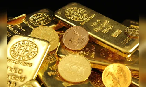 Ouro fecha em baixa e corrige ganhos recentes