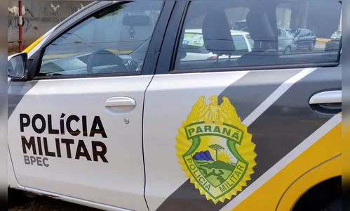 Suposto carro usado em atentado no Sumatra é encontrado em chamas