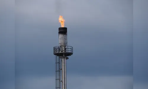 Petróleo acelera queda com notícia de que Israel evitará áreas do Irã