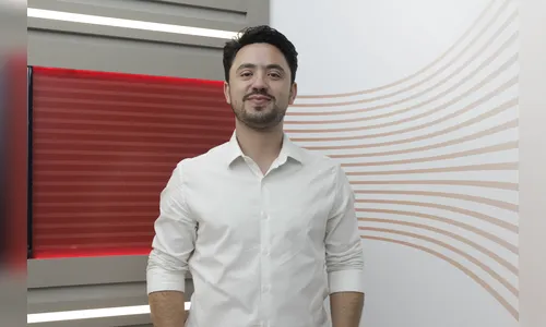 Coluna da Tribuna: almoço e muitas promessas