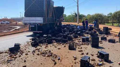 Rodovia precisou ser interditada por algumas horas