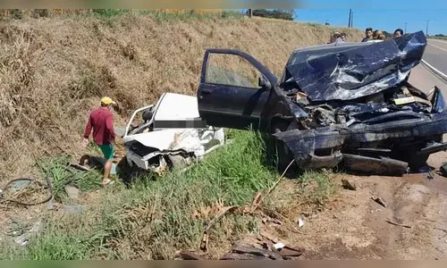 Três pessoas morrem e duas ficam feridas em acidente na PR-340