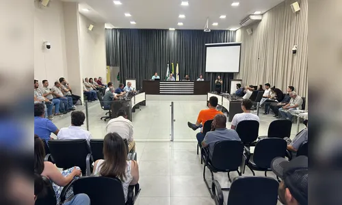 Câmara de Vereadores realiza sessão em clima de final de eleição