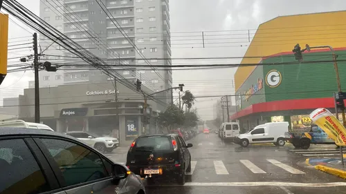 Temporal atingiu Apucarana nesta quinta-feira (24)