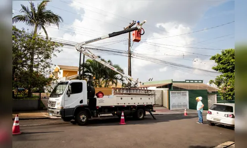 Apucarana leva luminárias LED para bairros da zona oeste