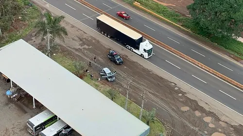 Um homem e uma mulher, moradores de Altônia (PR), foram presos.