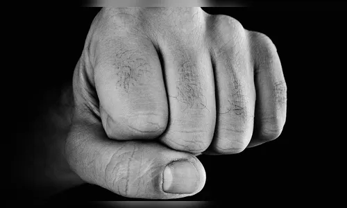 A cada dia, nove médicos são vítimas de violência em trabalho