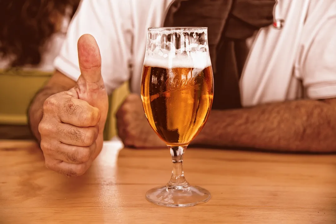 A cerveja é tão antiga quanto o vinho e é uma das bebidas mais consumidas em todo o mundo