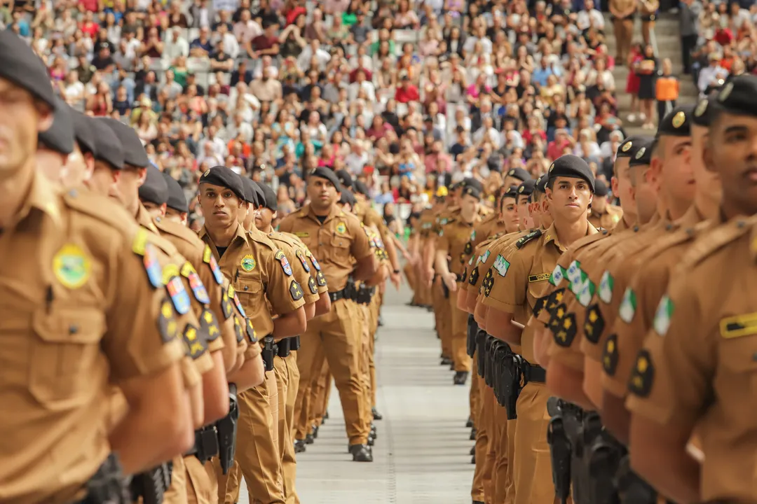 Essa lei corrige distorções em vários níveis, garante recomposição financeira a mais de 40 mil bombeiros militares e policiais militares