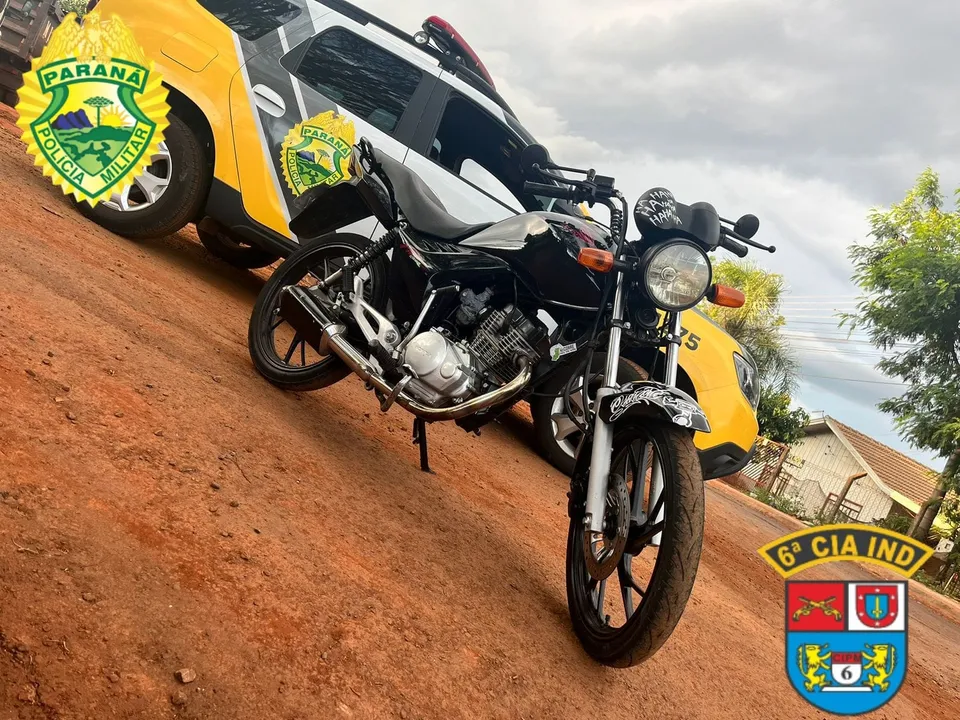 Moto foi apreendida na Vila Santa Terezinha