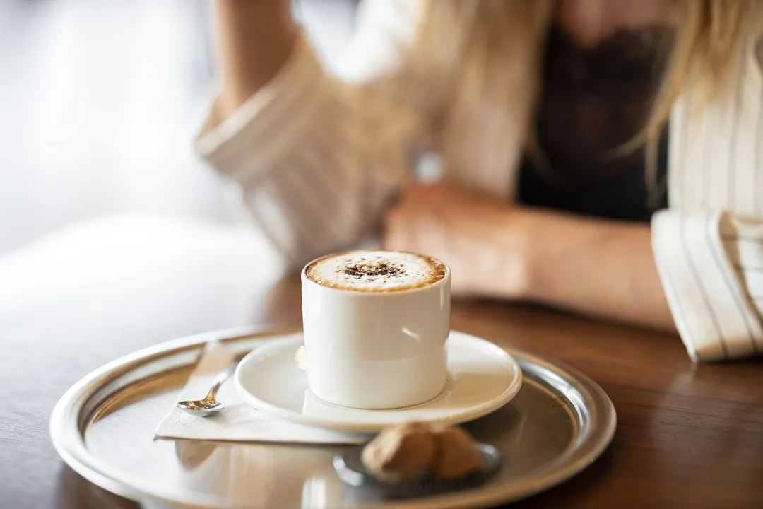 O café instantâneo contém duas vezes mais acrilamida que o café moído