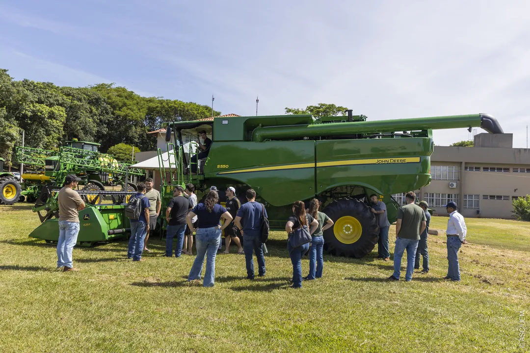 Os estudantes  fazem nesta semana um mergulho na área da Agricultura de Precisão, como prática agrícola