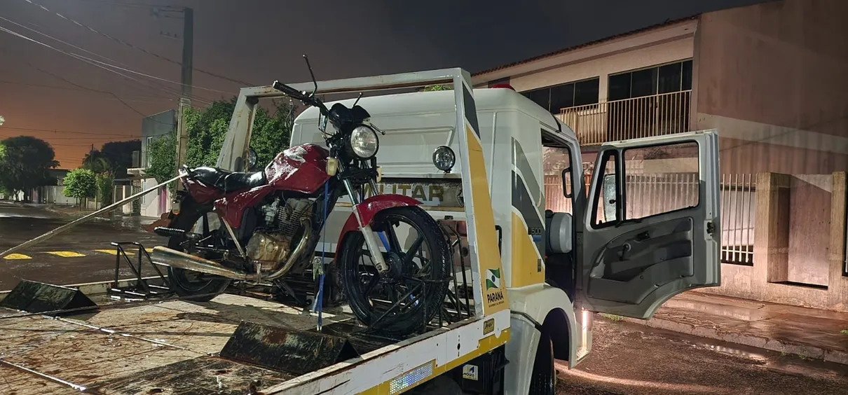 Polícia Militar (PM) constatou que a motocicleta envolvida no acidente possuía registro de furto.